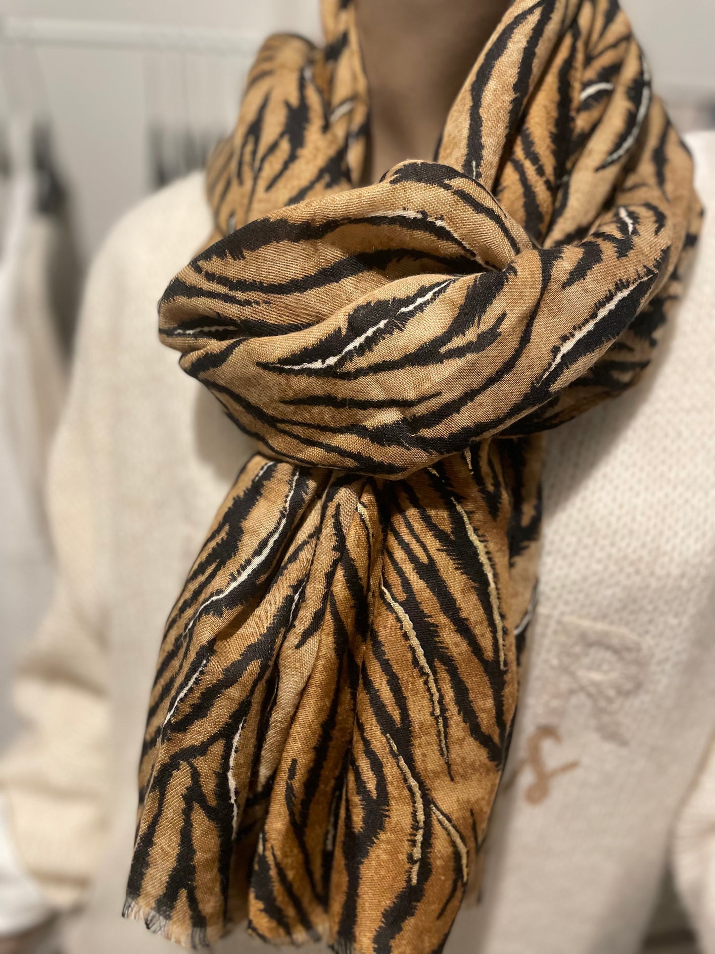 8 - Foulard Zébré (2 coloris)