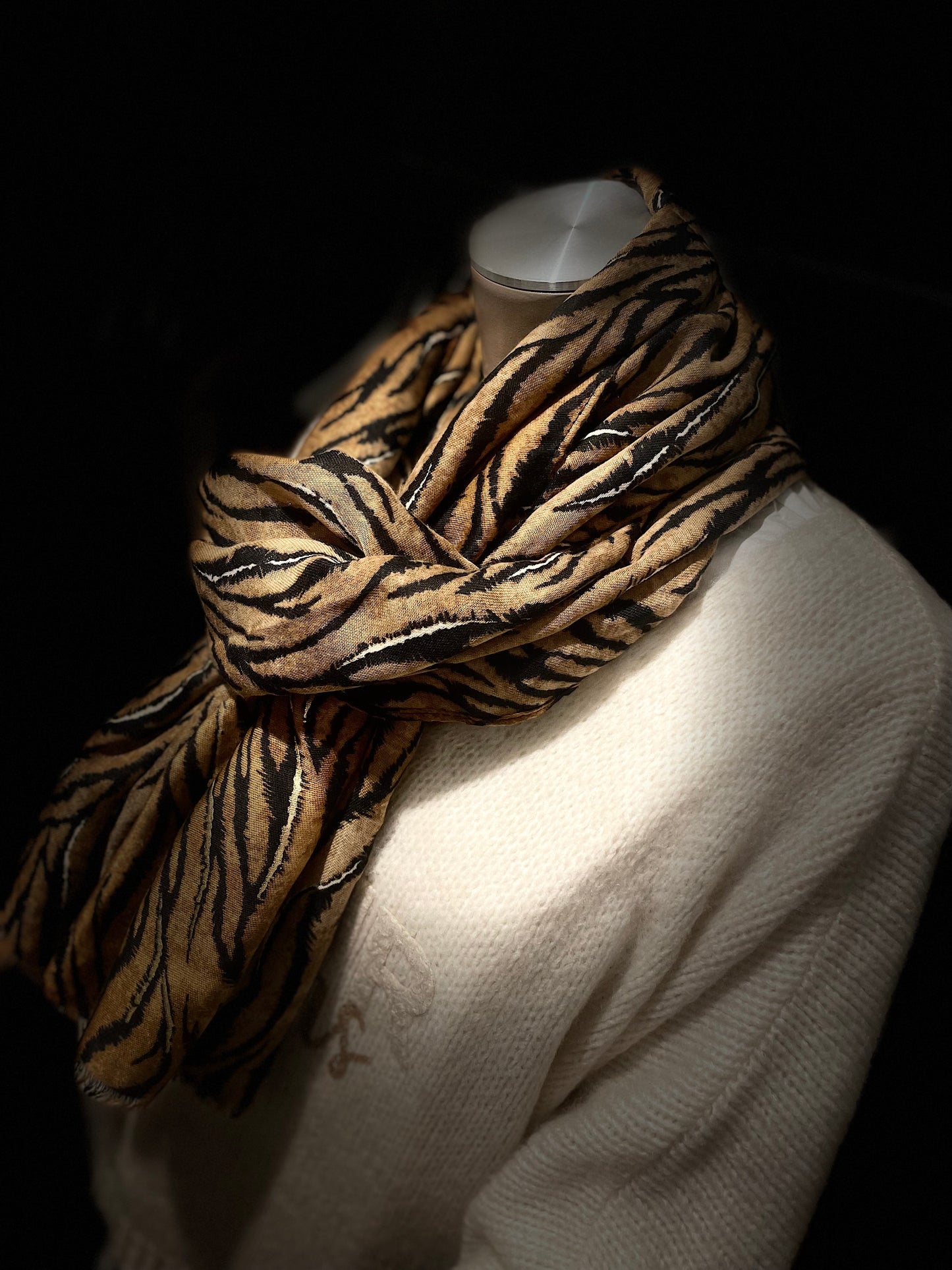 8 - Foulard Zébré (2 coloris)